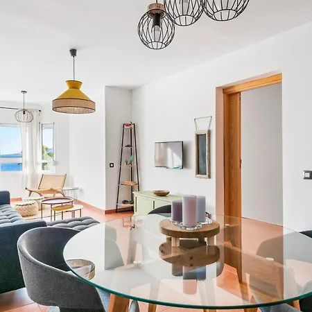 Artistic Beachfront With Ocean Views Appartamento Radazul